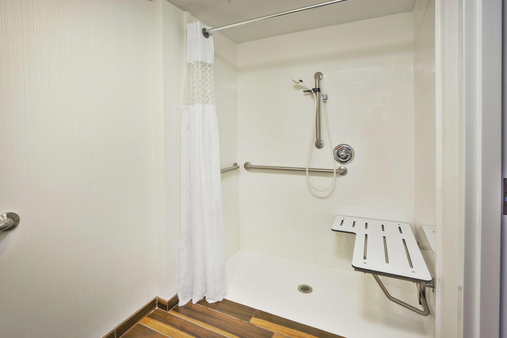 Hampton Inn Birch Run Dış mekan fotoğraf
