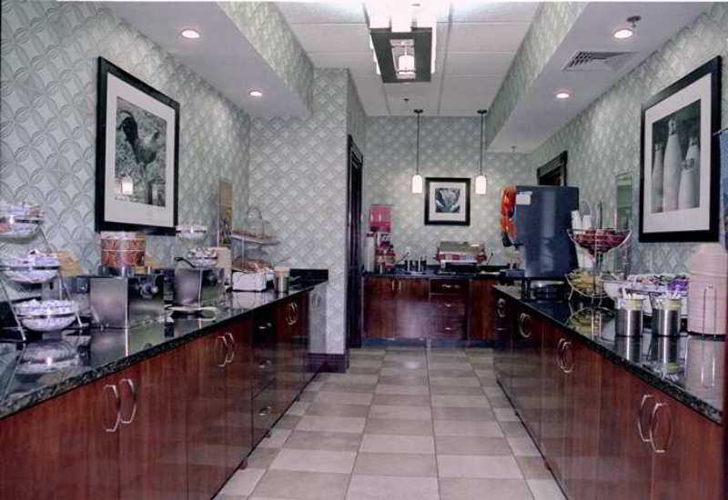 Hampton Inn Birch Run Restoran fotoğraf